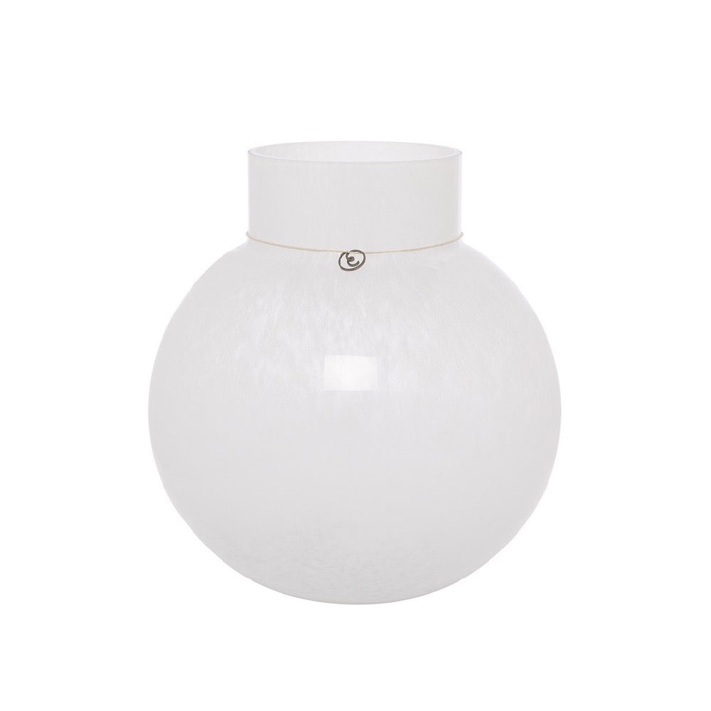 Rund hvid glasvase H: 25 cm.