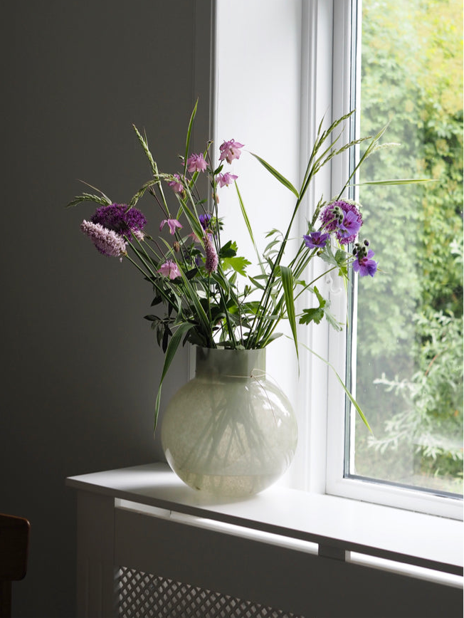 Rund grøn glasvase, 25 cm