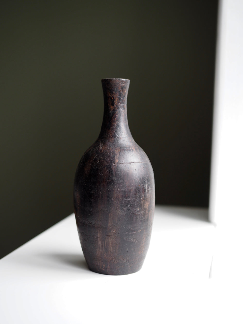 Mumbai terracotta vase