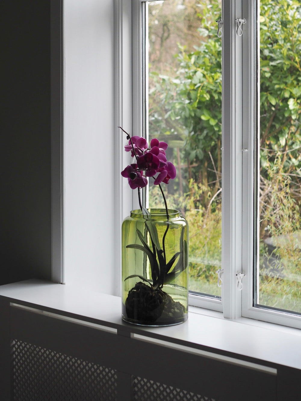 Grøn mundblæst vase