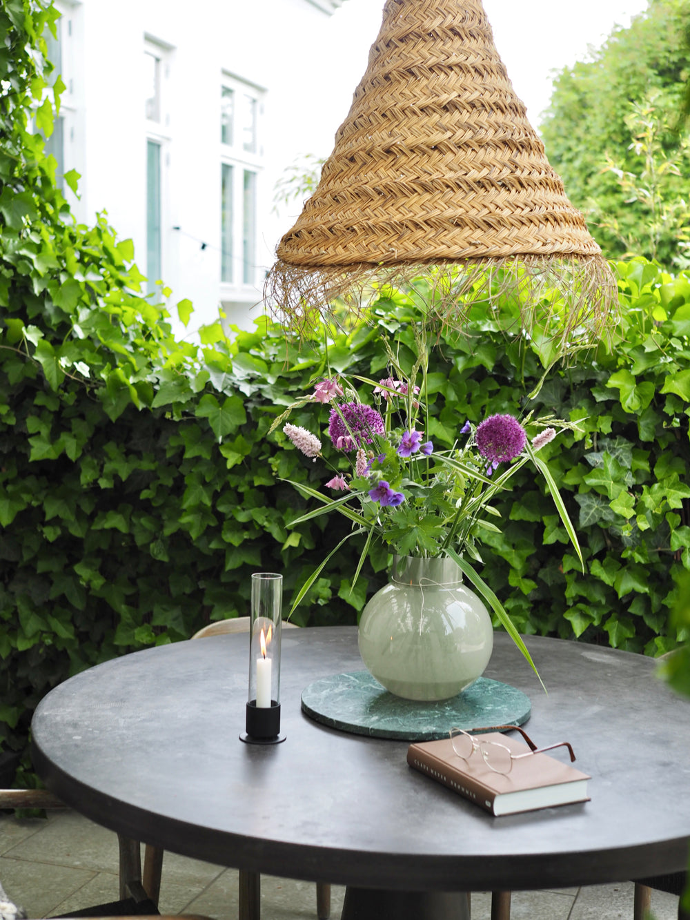 Rund grøn glasvase, 25 cm