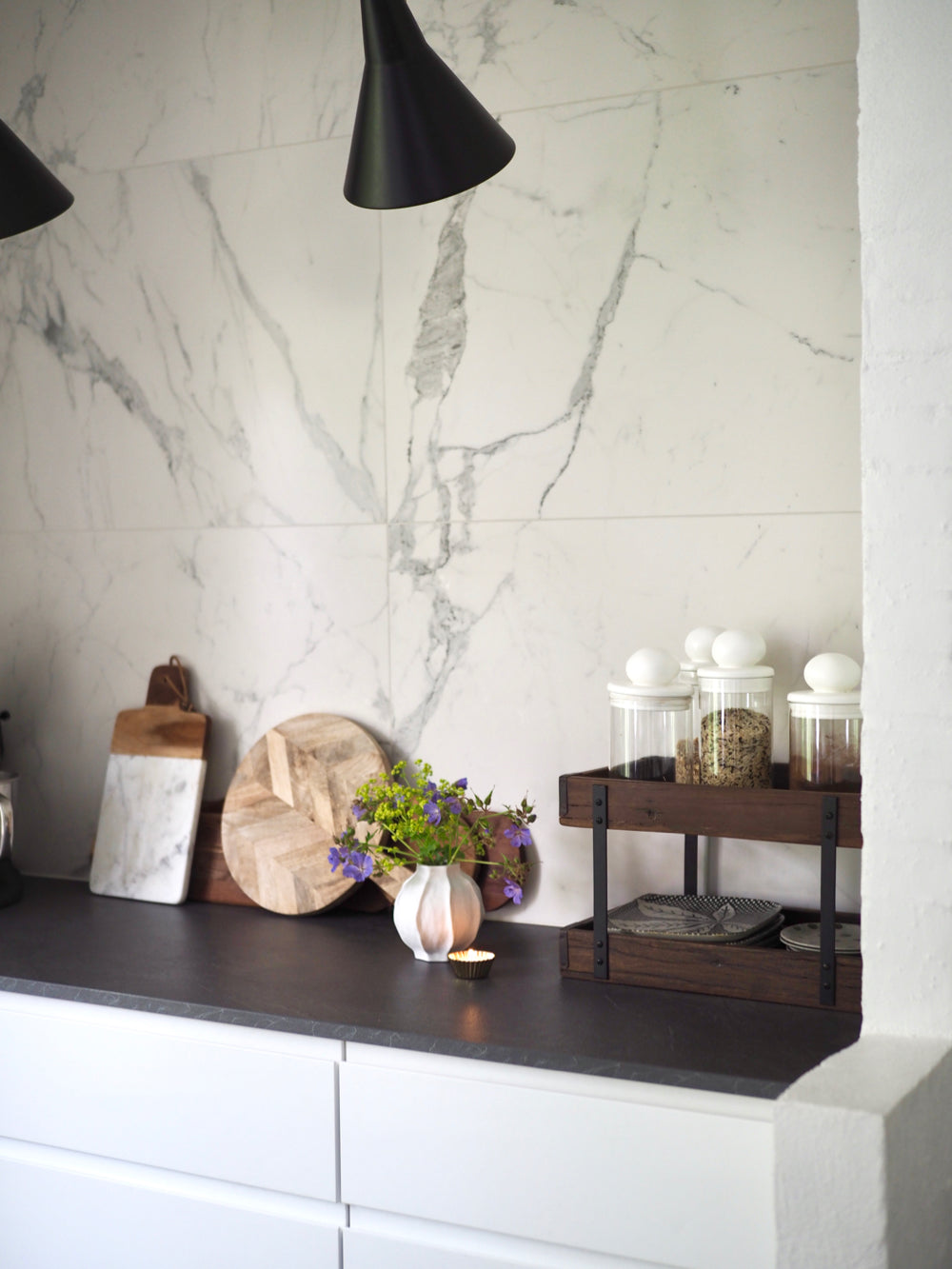 Skulpturel vase H: 14 cm