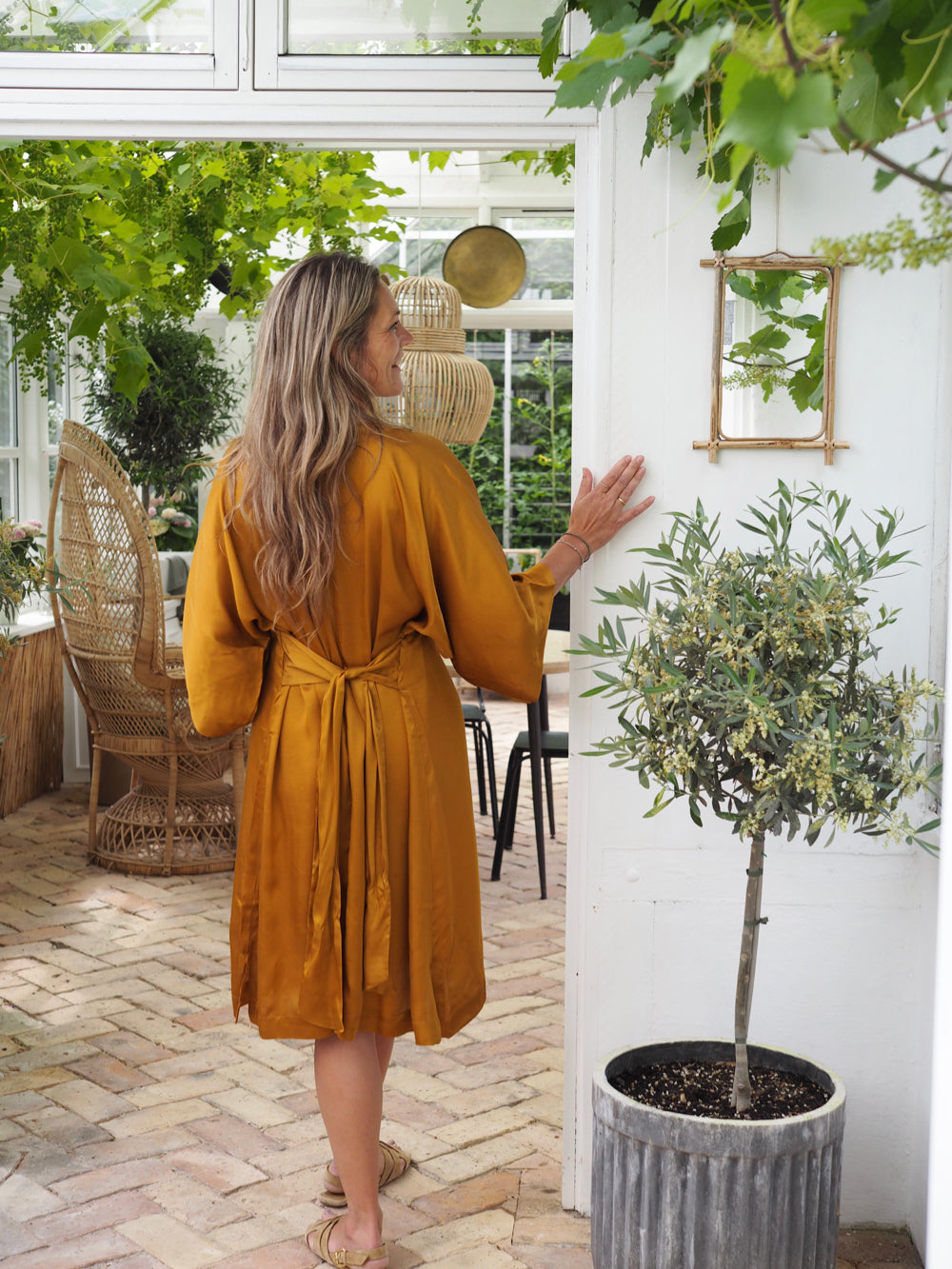 Mille kjole med bindebånd