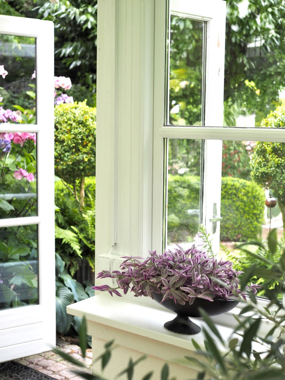 Opsats på fod, bruneret messing