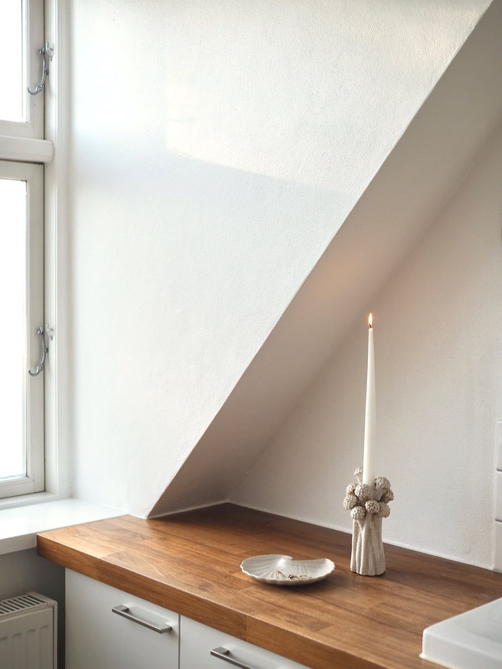Fungi lysestage i keramik