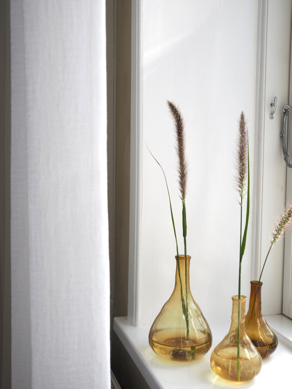 Gul lille vase af genbrugsglas